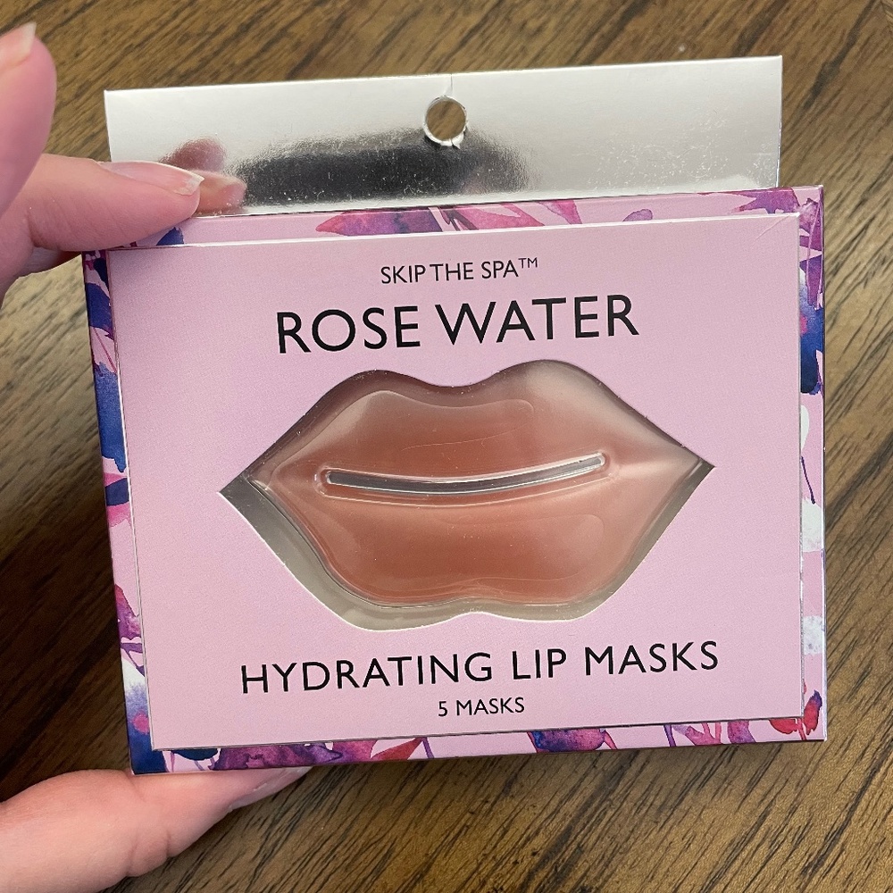 Rose water hydrating lip masks